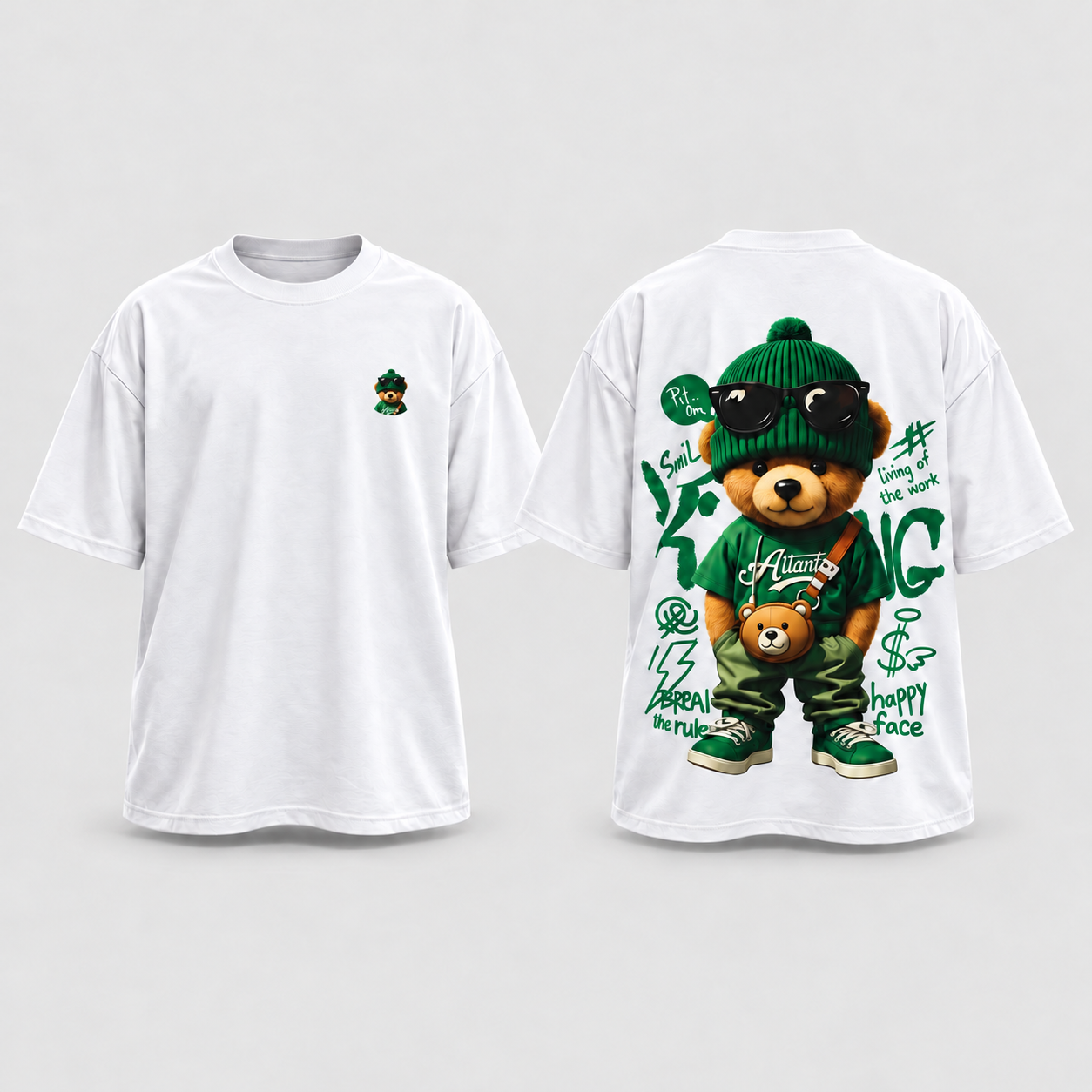 Camiseta branca com estampa pequena de urso no peito e arte completa do mesmo urso nas costas